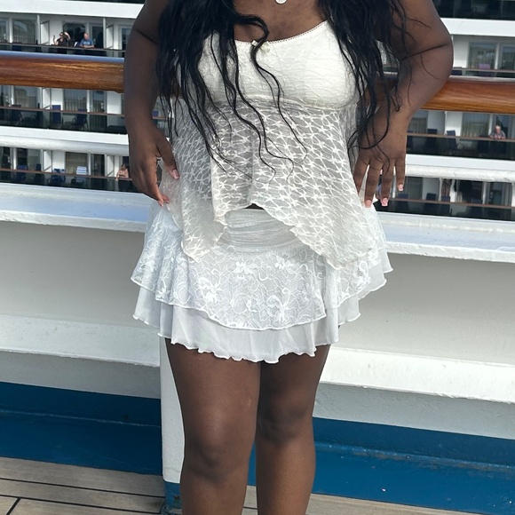 Lace Skirt and shirt set - Picture 1 of 2